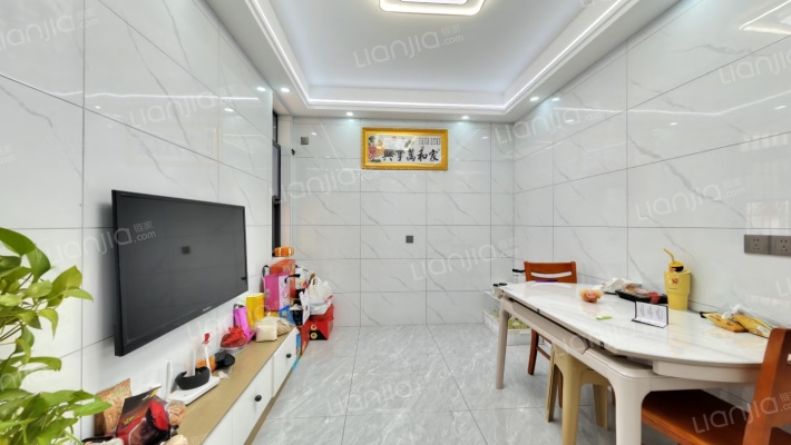 法院宿舍二手房实景图