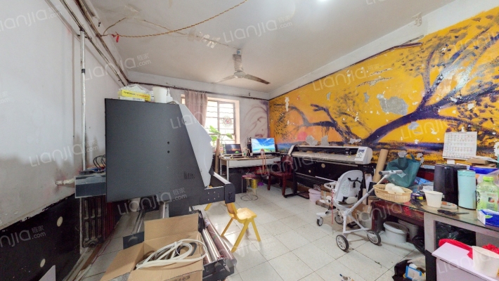 统建楼二手房实景图