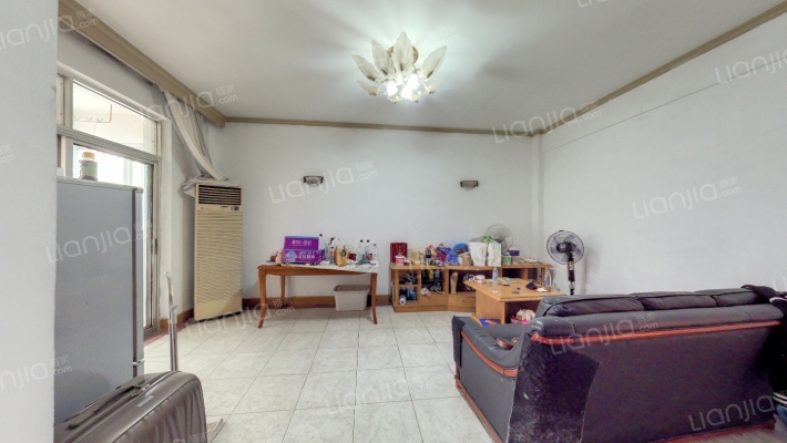 金融花园二手房实景图