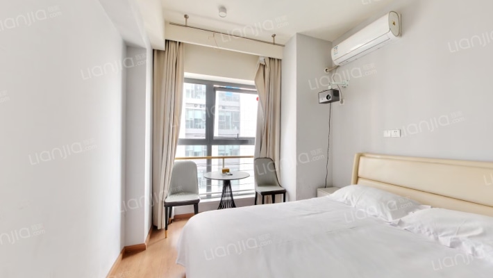 霆彪中环广场二手房实景图