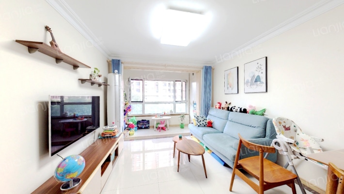 盈翠名苑二手房实景图