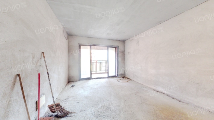 鸿顺花园二手房实景图