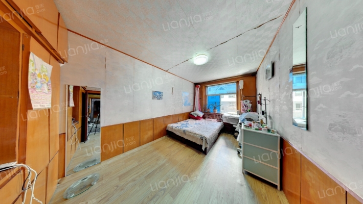 五中六高中散盘二手房实景图