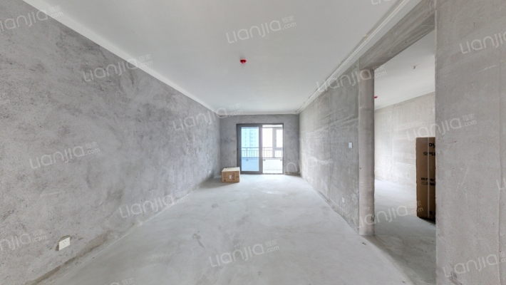 融创翡翠海岸城聆江苑二手房实景图