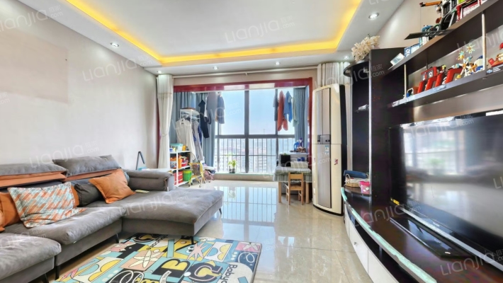 金盛田铂宫二手房实景图