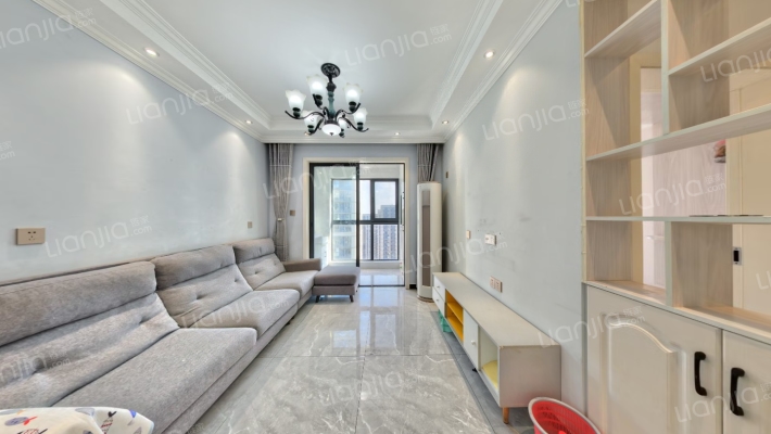 永威枫香庭西院二手房实景图