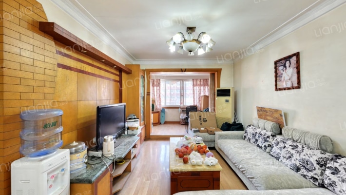 新13号院二手房实景图