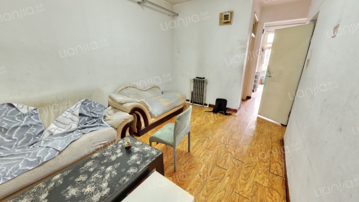 黑土巷东2区二手房实景图