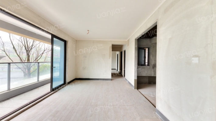 渝悦江宸二手房实景图