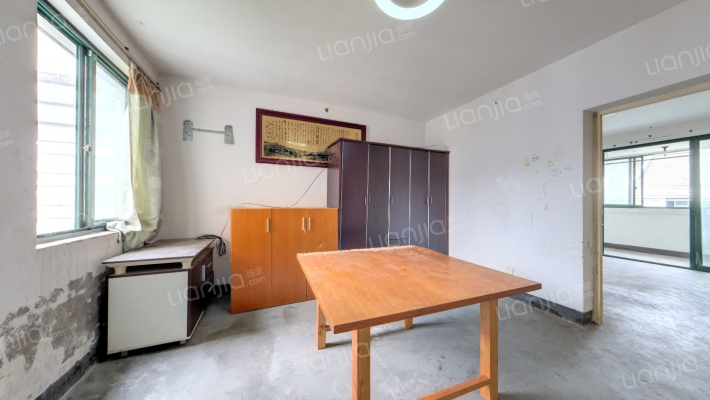 西湖新村渡船坊二手房实景图