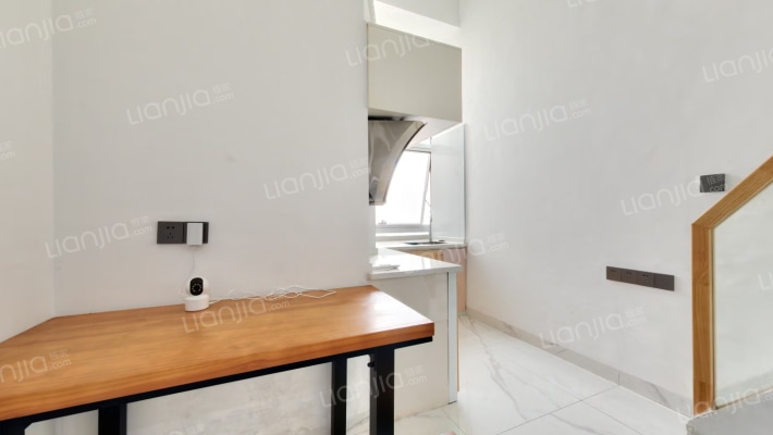 青花东岸二手房实景图