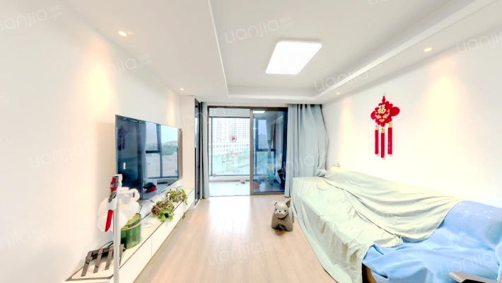 新力翡翠湾二手房实景图
