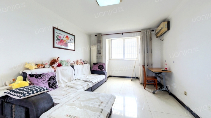 康庄路52号院二手房实景图