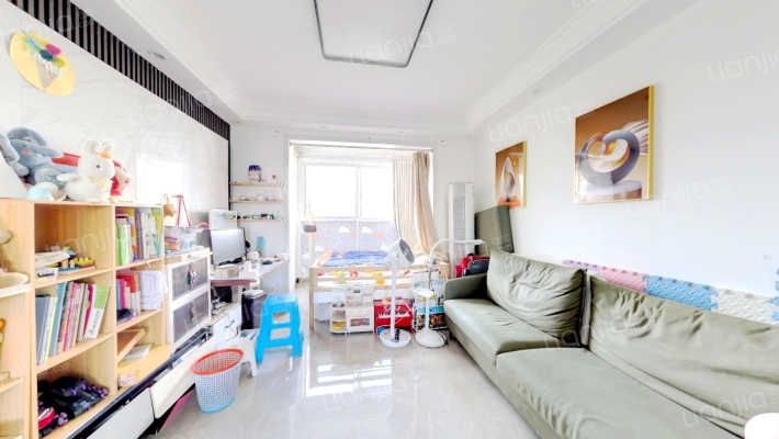 新高苑(四期)二手房实景图