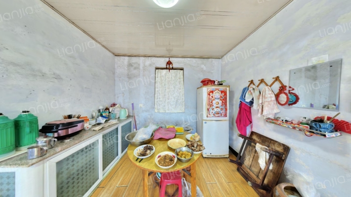 岭前委小区二手房实景图