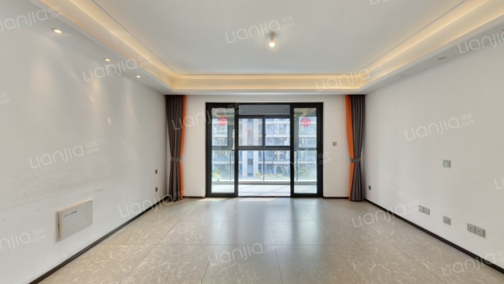 晴湾上园三区二手房实景图