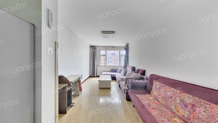 东田青年城C区二手房实景图