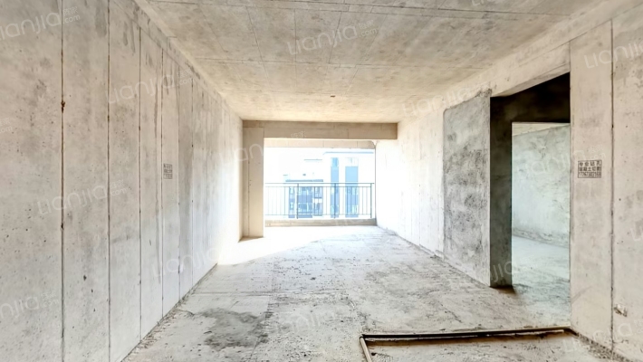 天伦央筑二手房实景图