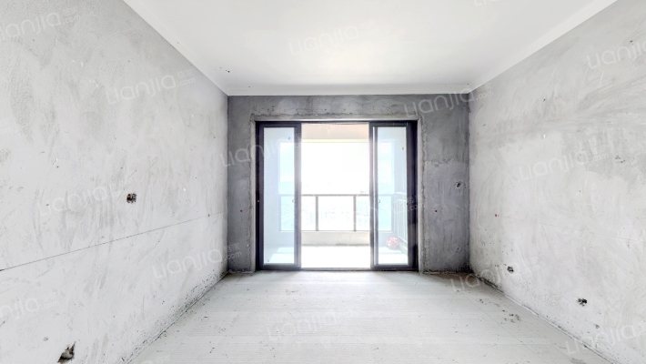 新兴花苑二手房实景图