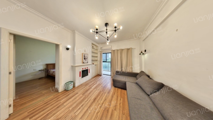 雍江艺庭二手房实景图