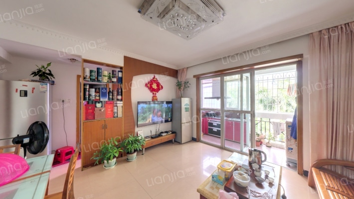 世纪嘉园东区二手房实景图