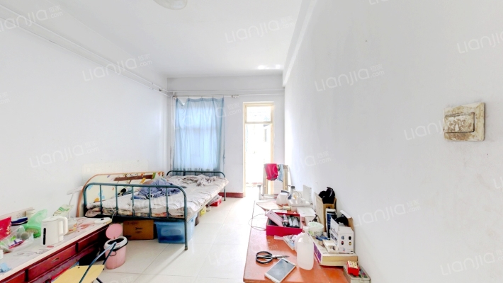 市服务公司二手房实景图