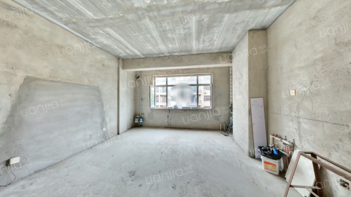 新兴家园二手房实景图