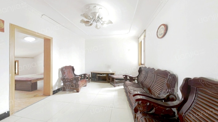 泰山花苑二手房实景图