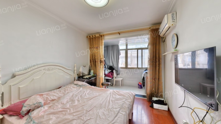 凤凰街84号二手房实景图