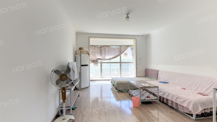 御景园园林社区，买一层带一层，下沉式庭院-客厅