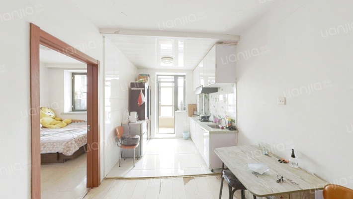 泓林金色地标二手房实景图