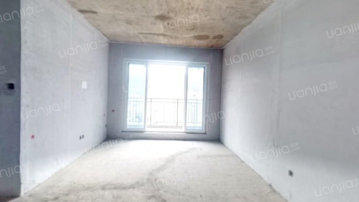 湖畔森邻二手房实景图