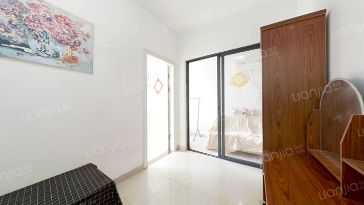 东部阳光花园二手房实景图