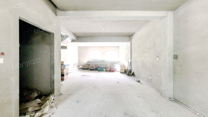 万科潭溪别墅二手房实景图