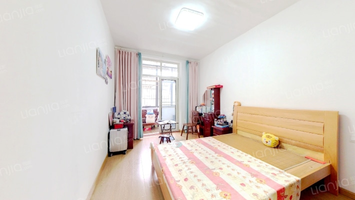 北城角16号二手房实景图