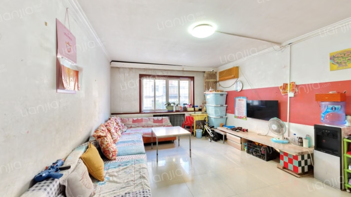 新华南小区二手房实景图