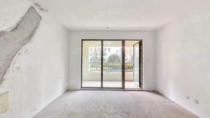 白云山花园二手房实景图