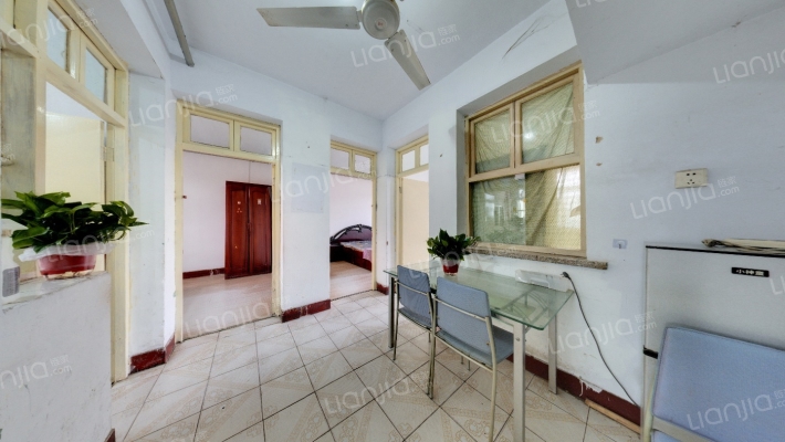 交通新苑社区二手房实景图