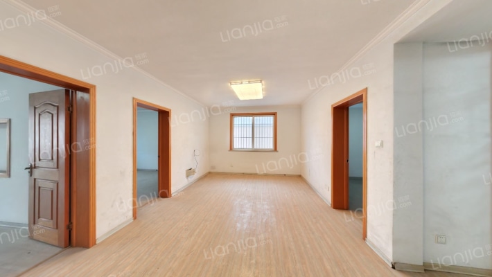 御庭园二手房实景图