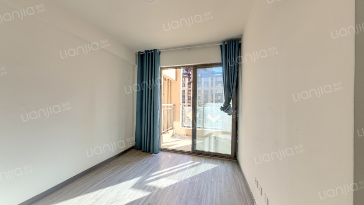 东湖世纪城二区二手房实景图