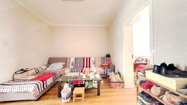 热力公司宿舍二手房实景图