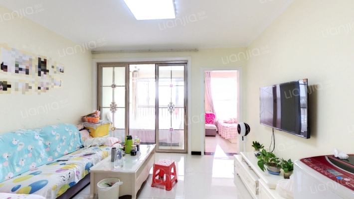 冠云路 70年大产权 满二 精装修 南向两居 采光好-客厅