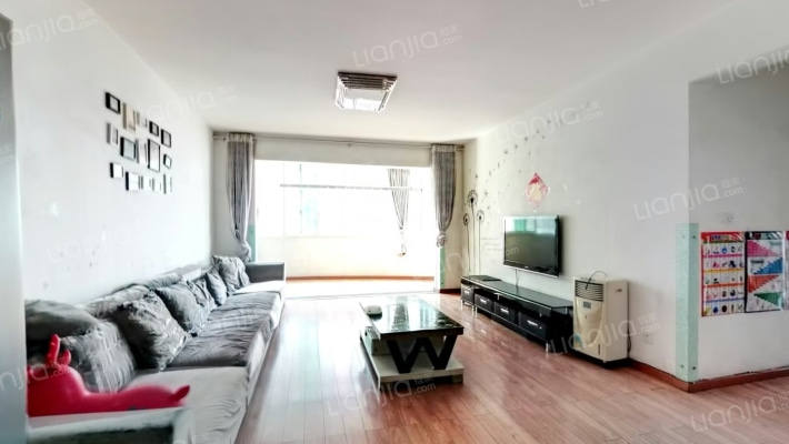 水岸新天小区二手房实景图