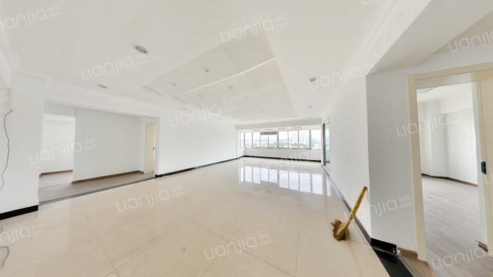 右弼大厦二手房实景图