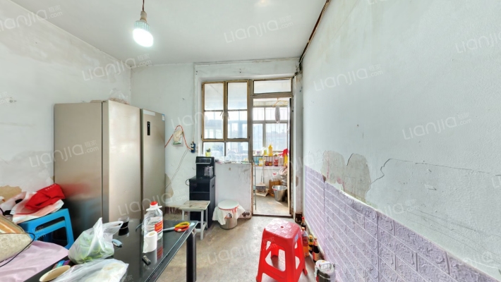 小喜村104号陶瓷厂宿舍二手房实景图