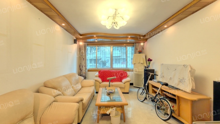 清水江路135号二手房实景图