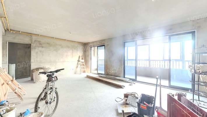 琥珀晴川里二手房实景图