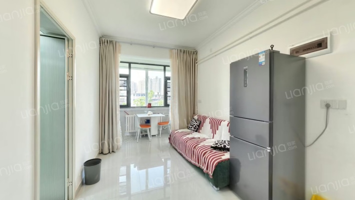 秦岭路办事处建西社区二手房实景图