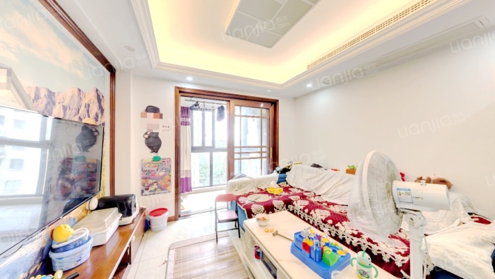 万隆花苑二手房实景图