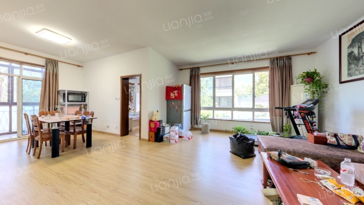 嘉湖阳光花园二手房实景图